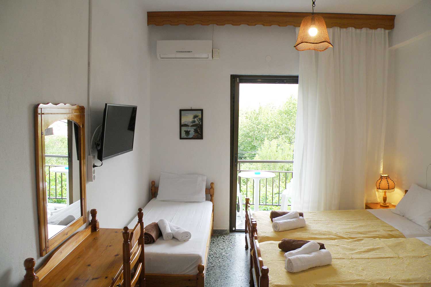 Τρίκλινο δωμάτιο ισογείου στο Villa Dimitra στη Θάσο